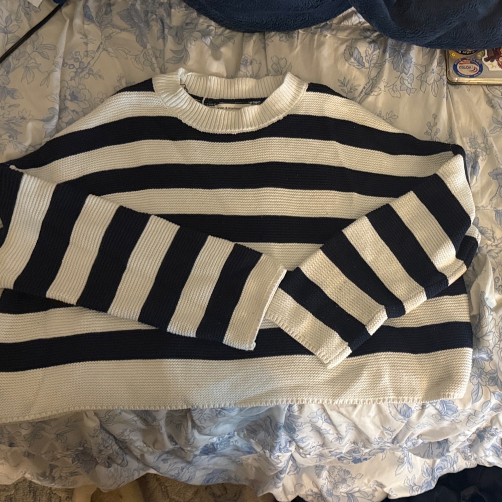 moon & madison Black and White Striped Knit Sweater